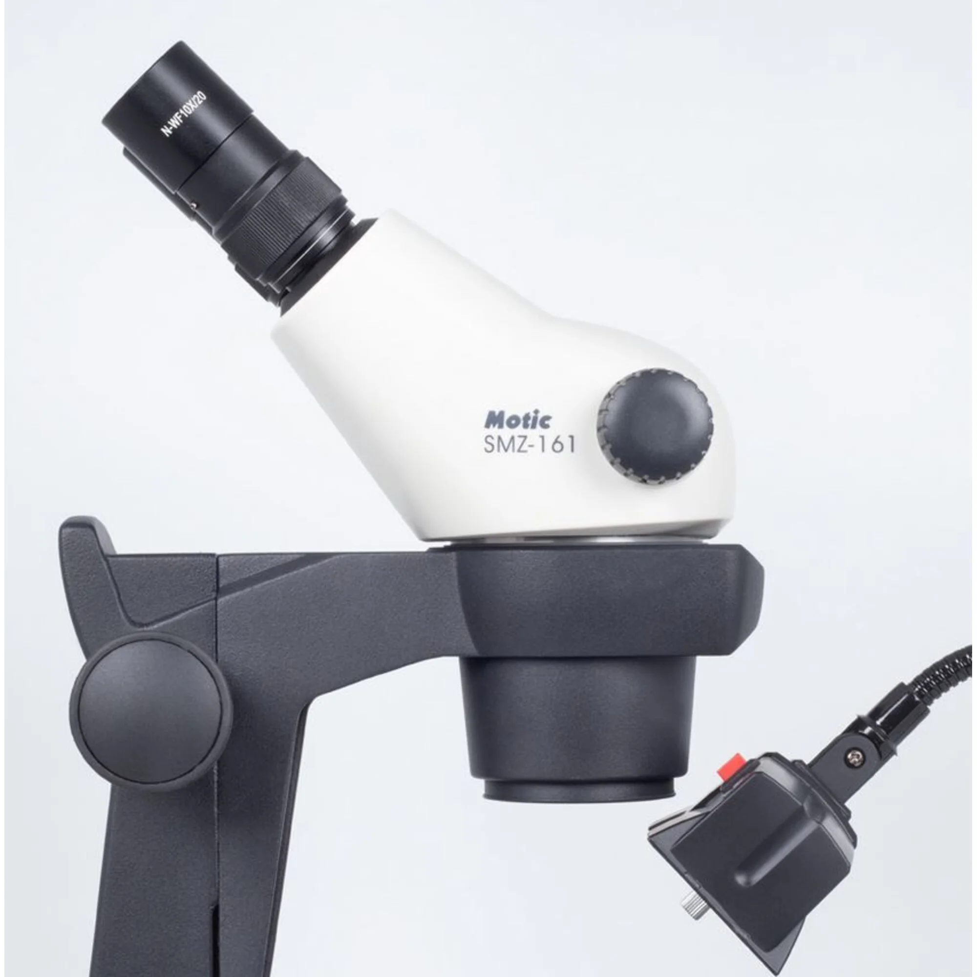 Microscope stéréo zoom  GM-161, bino, fluo,  7.5-45x, wd 110mm