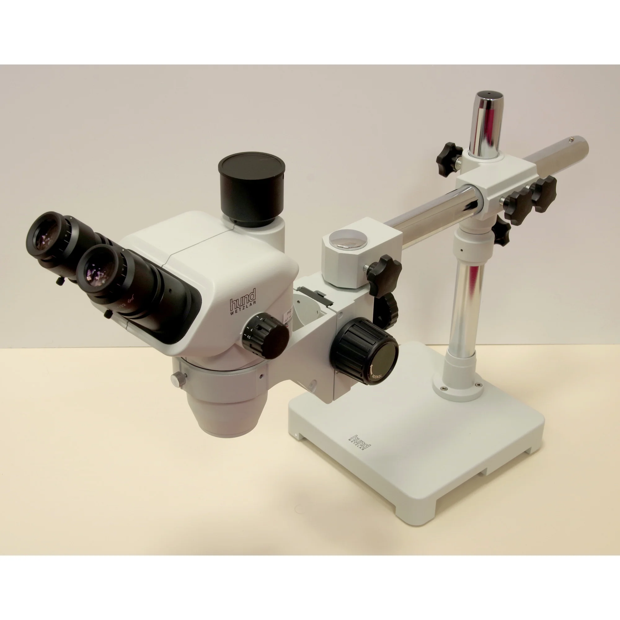 Stéréomicroscope trinoculaire Wiloskop-F, zoom avec statif ST-S