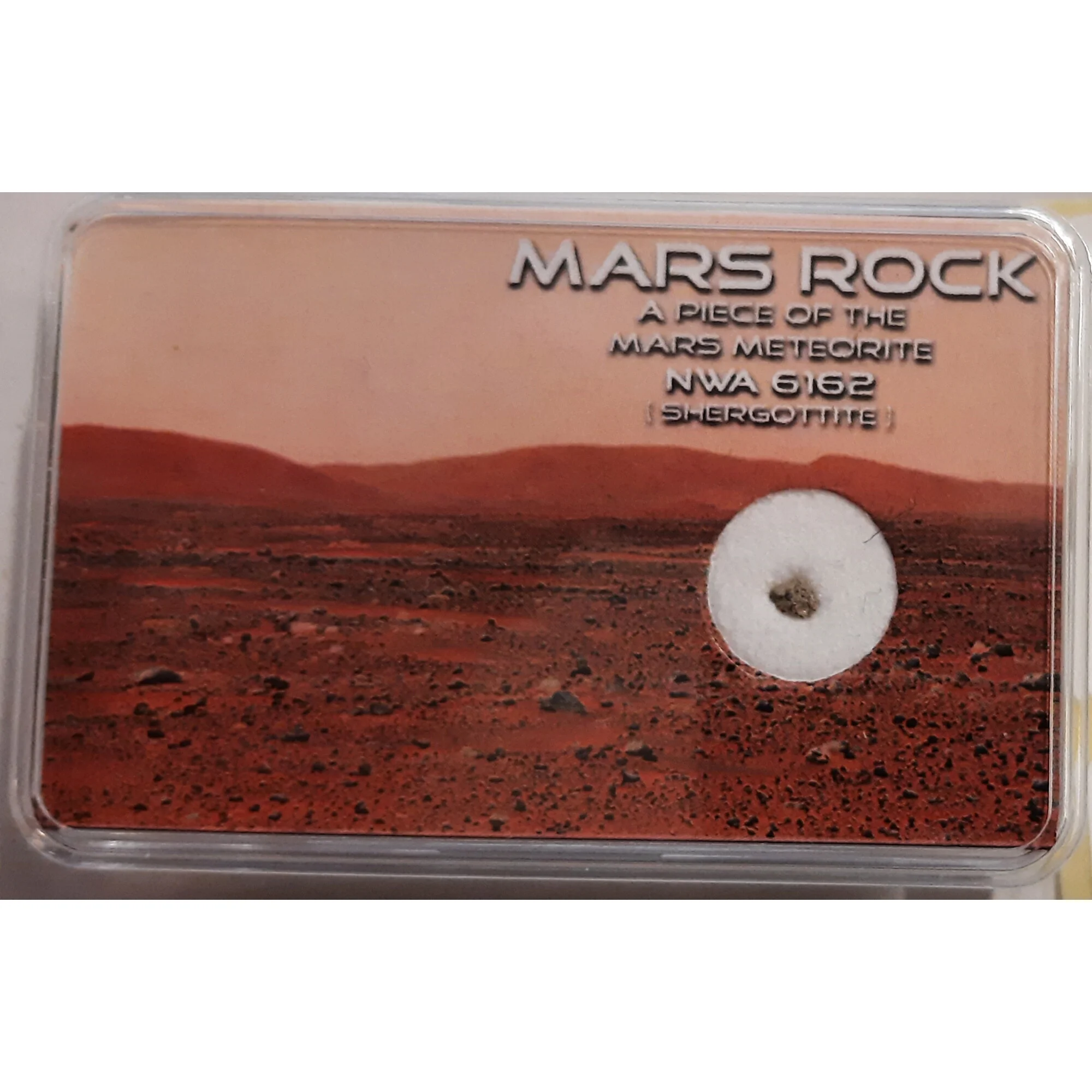 Véritable météorite martienne NWA 6162 0,007 - 0,014 gramme